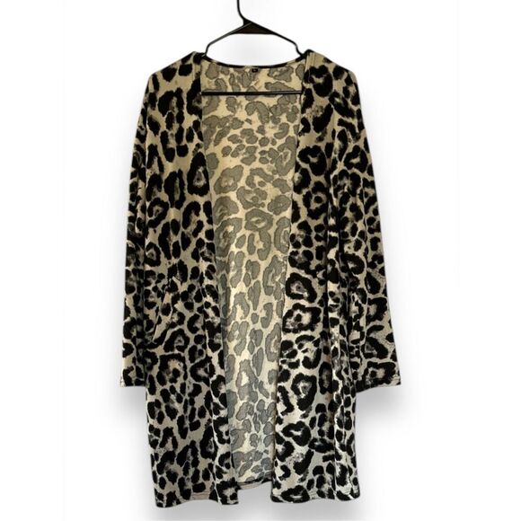 Womens Soft GreyBlack Animal Print Long Sleeve Open Front Sweater sz L Wild Edgy - Picture 3 of 5